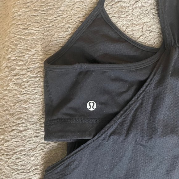 Lululemon Tank with top attached size 10 - Picture 4 of 5